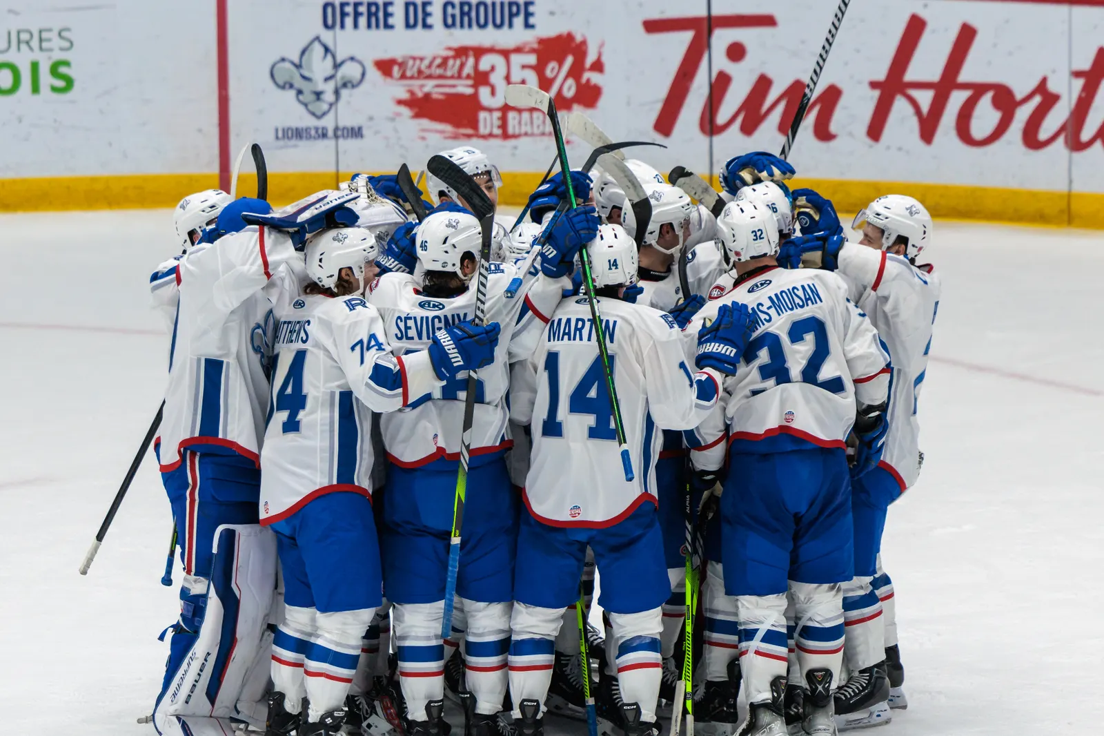 Acquired Trois-Rivières Lions